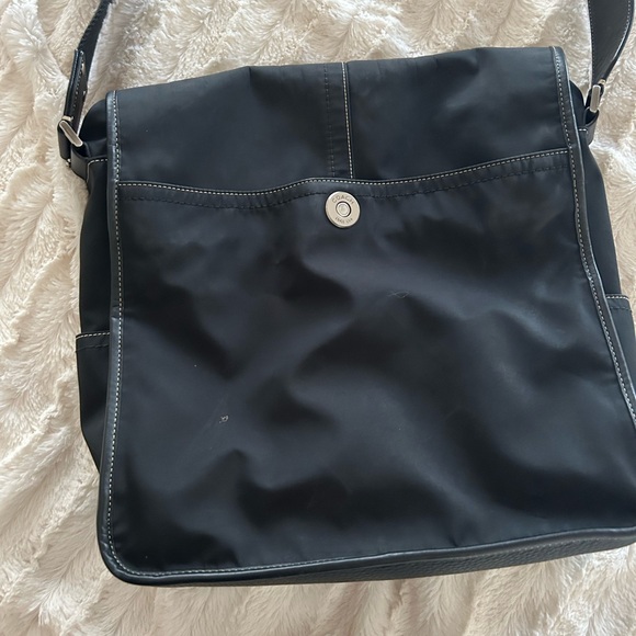 Coach authentic messenger bag EUC - Picture 13 of 16